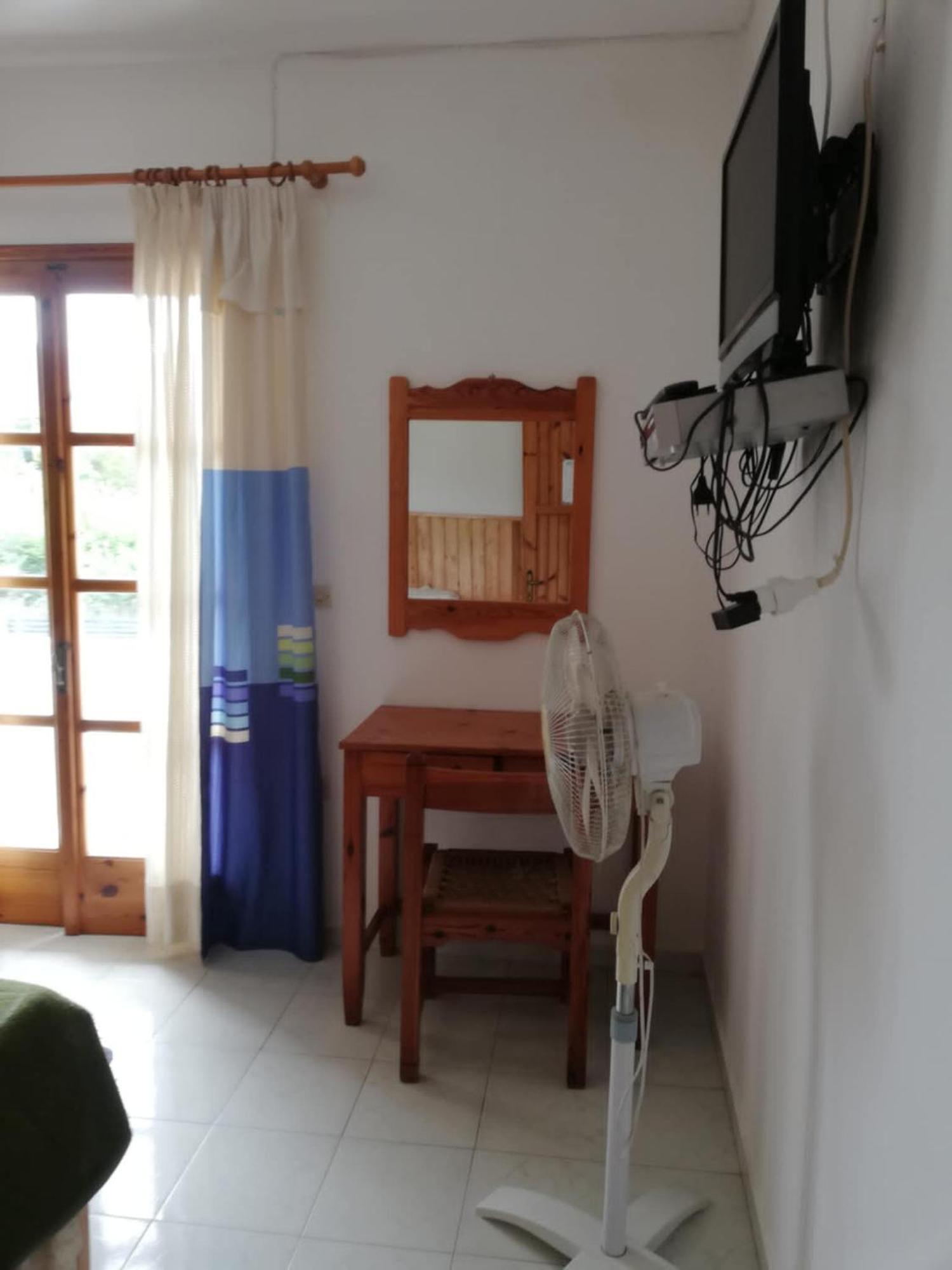 Lakis Apartments Acharavi  Exterior photo